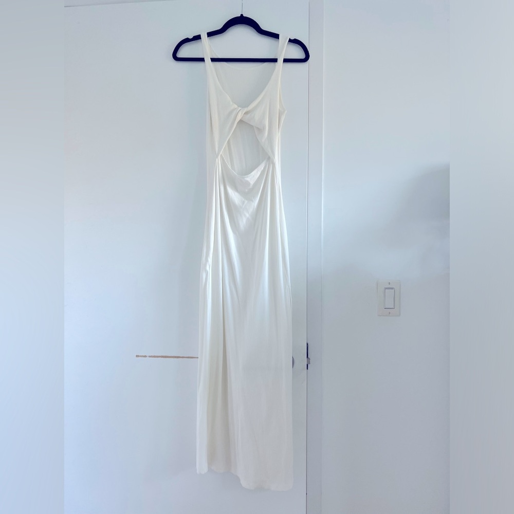 Medium, white L*space dress.